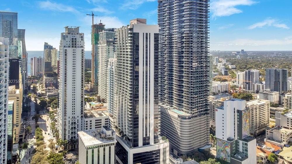 1010 BRICKELL CONDO - Residential Lease