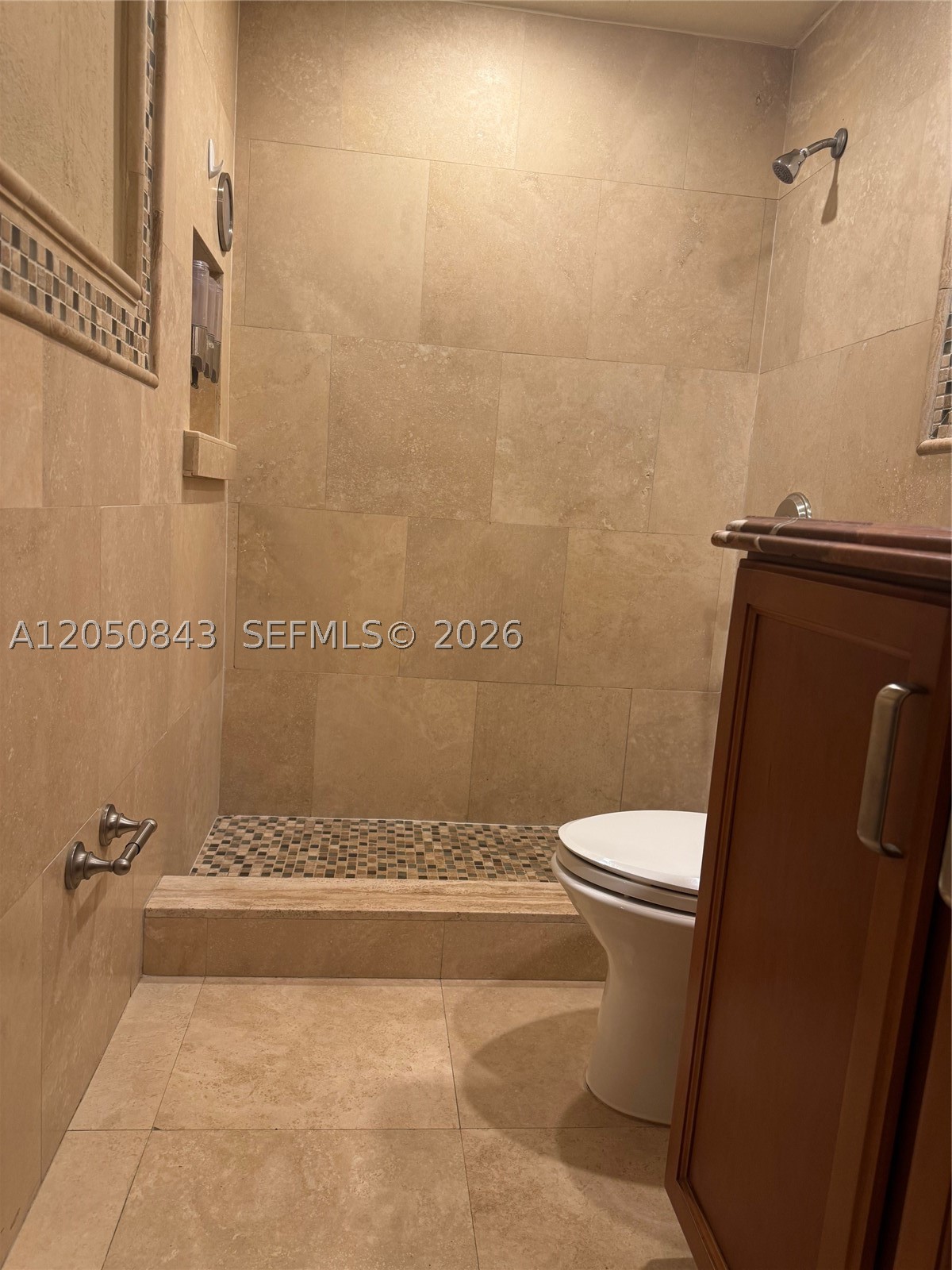WISPERWOOD VILLAGE CONDO - Residential Lease