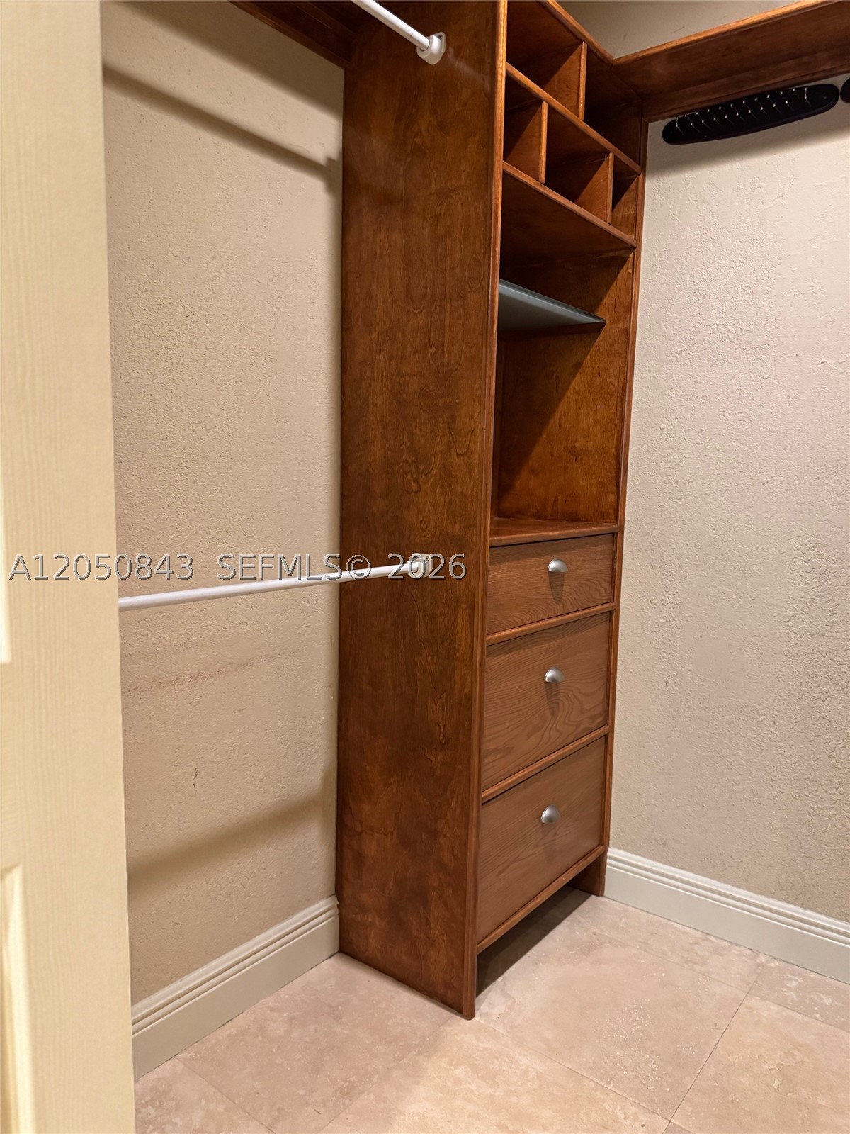 WISPERWOOD VILLAGE CONDO - Residential Lease