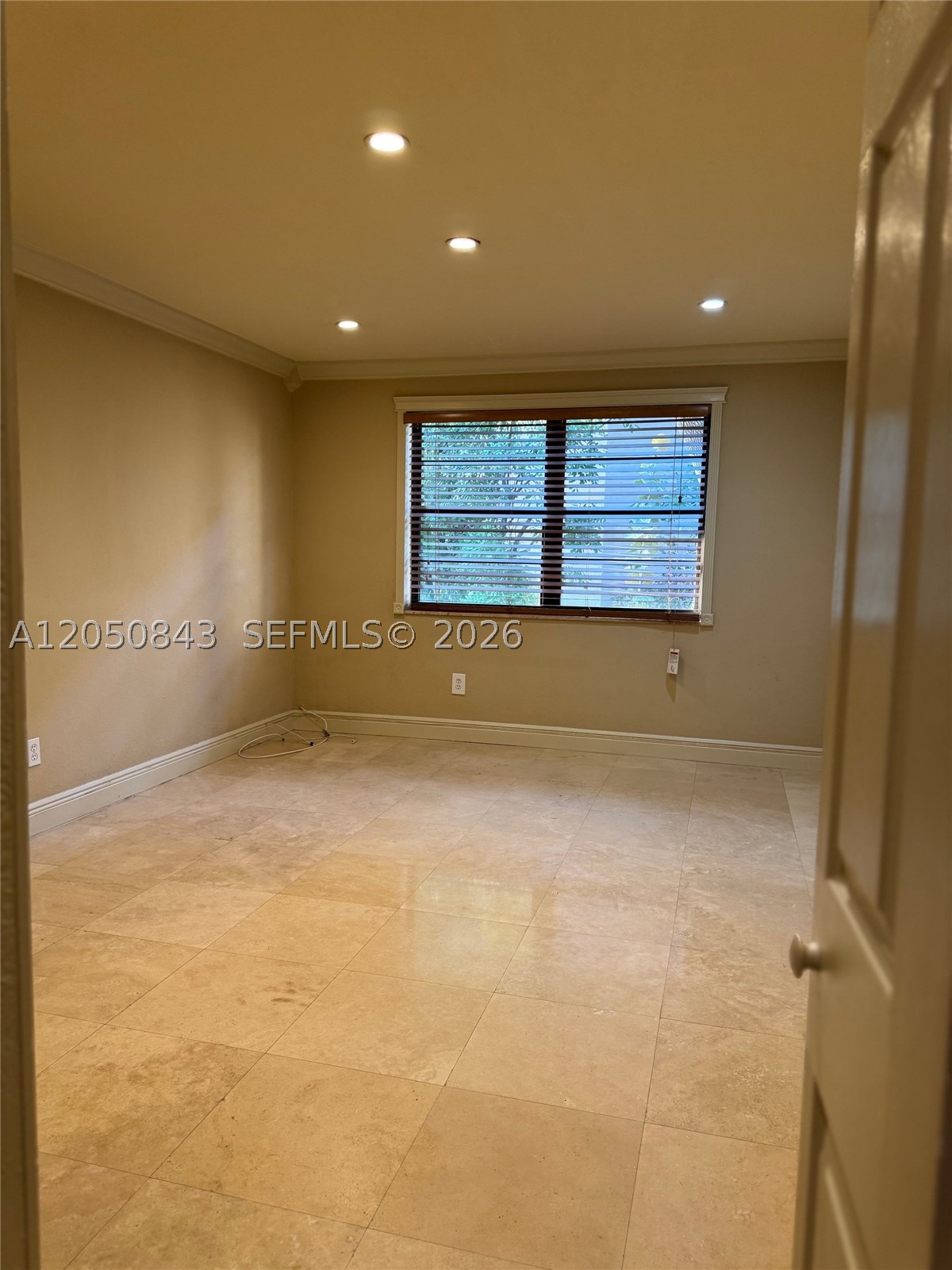 WISPERWOOD VILLAGE CONDO - Residential Lease