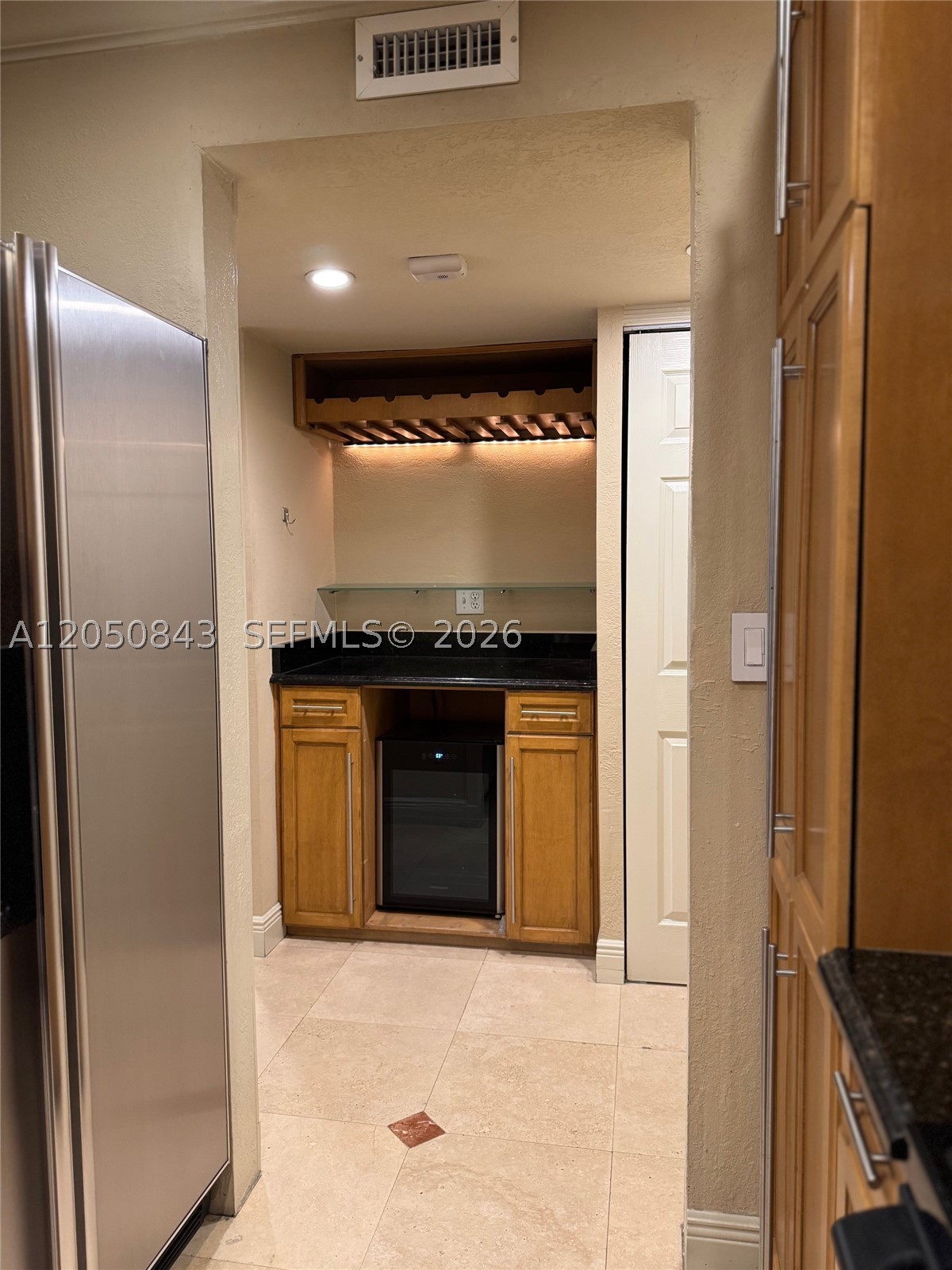 WISPERWOOD VILLAGE CONDO - Residential Lease