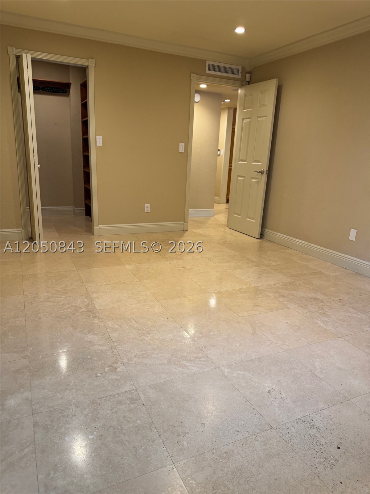 WISPERWOOD VILLAGE CONDO - Residential Lease