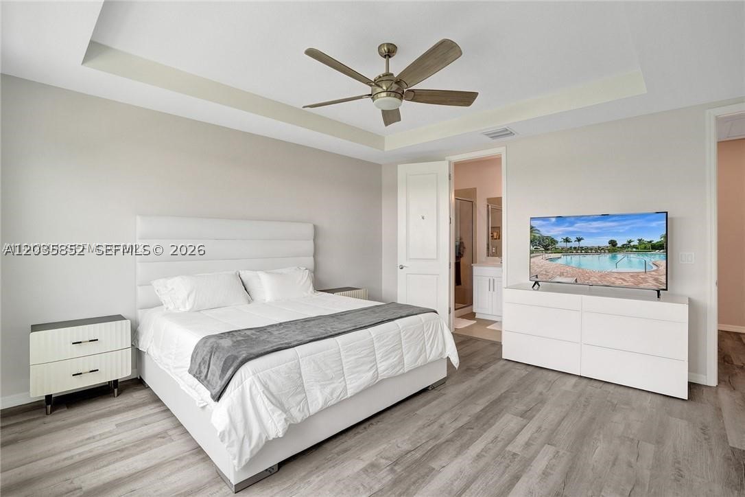 HILLCREST COUNTRY CLUB SO - Residential Lease