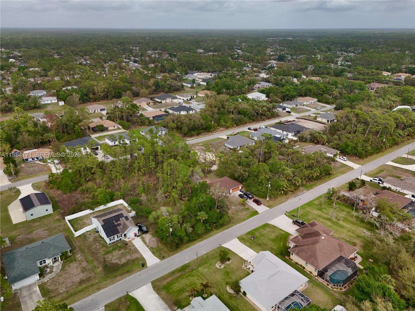 PORT CHARLOTTE - Land