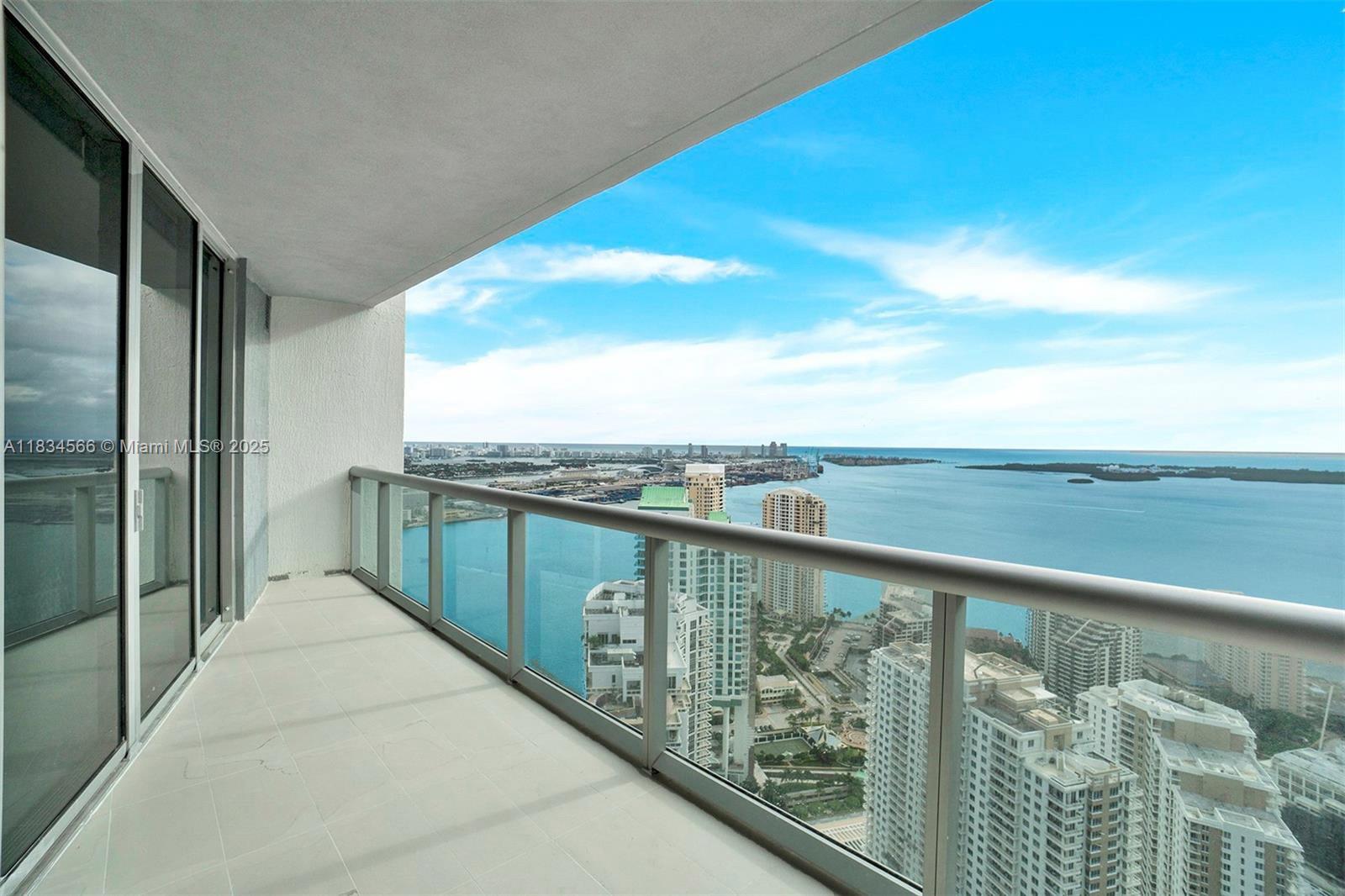 ICONBRICKELL CONDO NO 1 - Residential