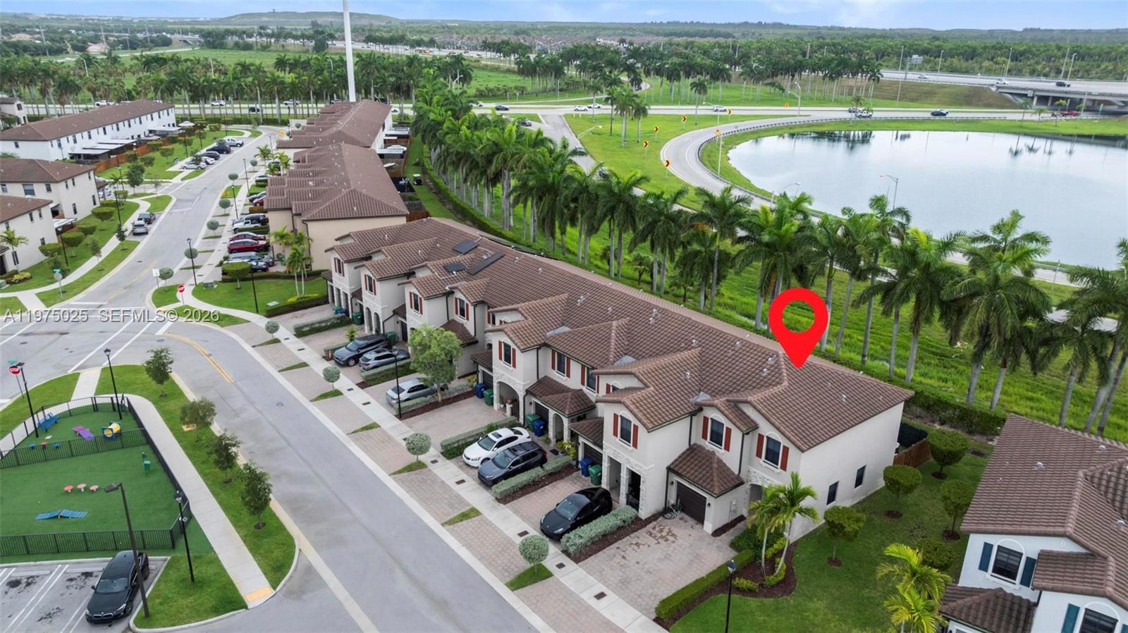COCO PALM VILLAS - Residential
