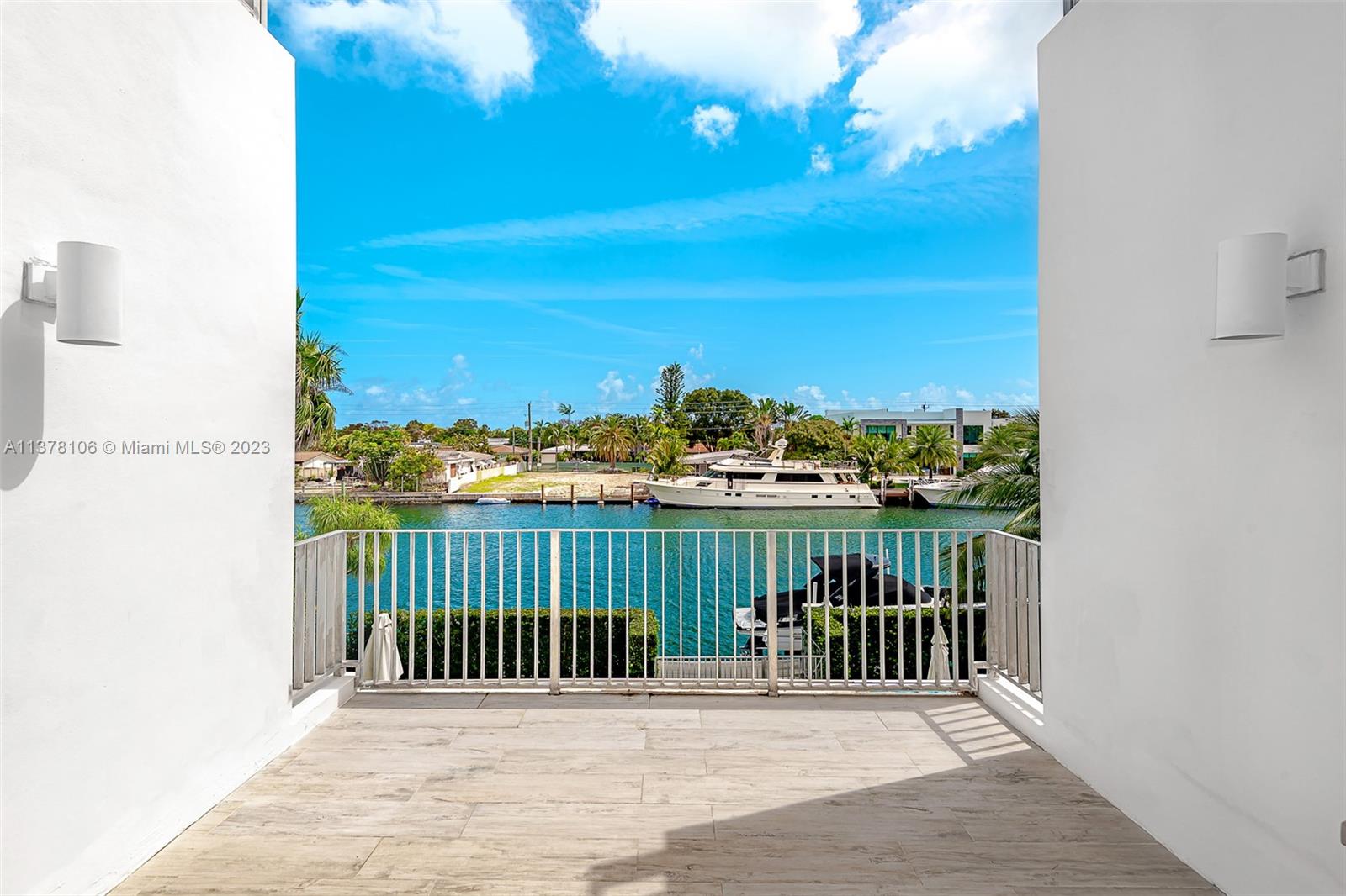 VENETIAN SEC KEYSTONE POI - Residential