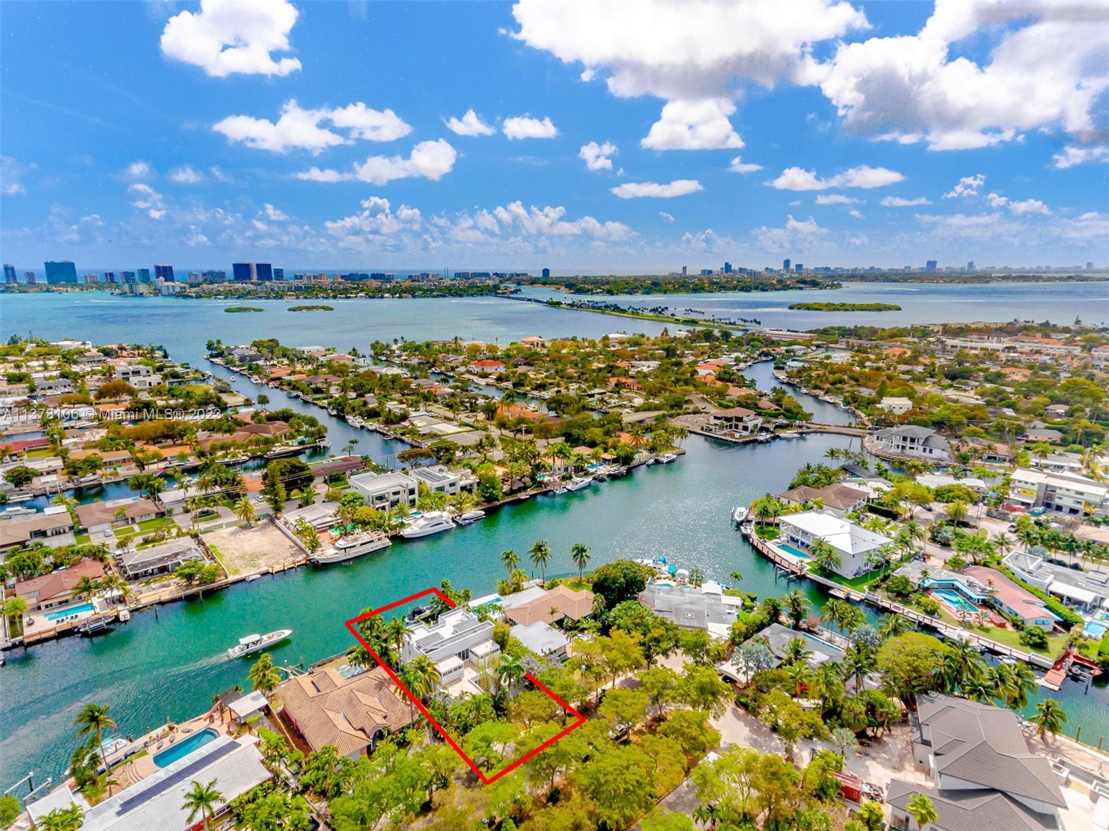 VENETIAN SEC KEYSTONE POI - Residential