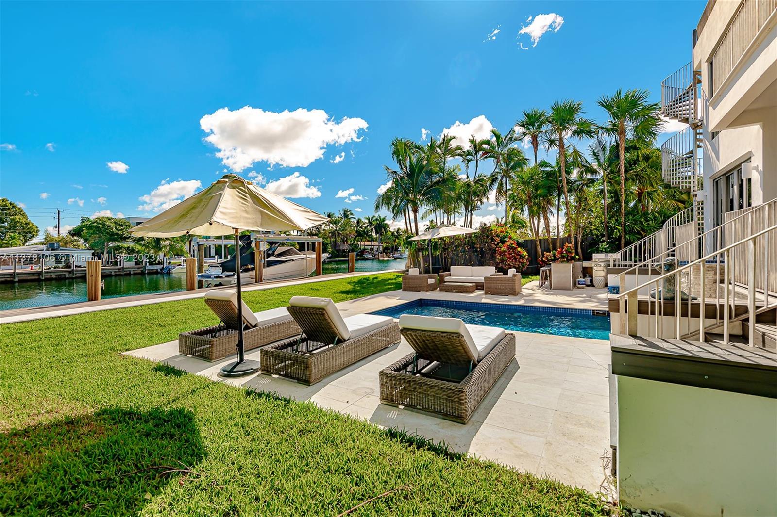 VENETIAN SEC KEYSTONE POI - Residential