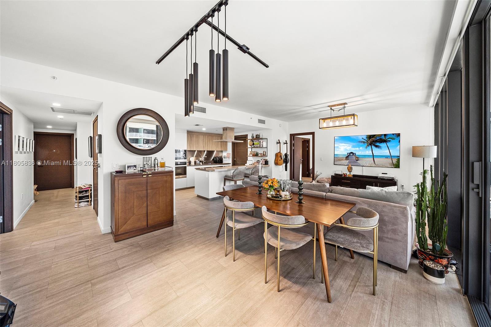 BRICKELL FLATIRON CONDO - Residential Lease