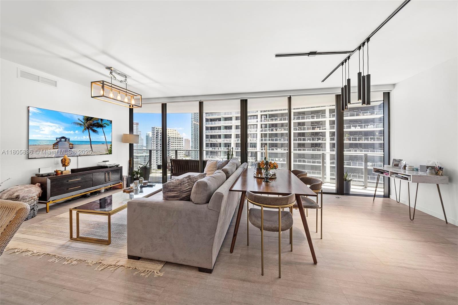 BRICKELL FLATIRON CONDO - Residential Lease