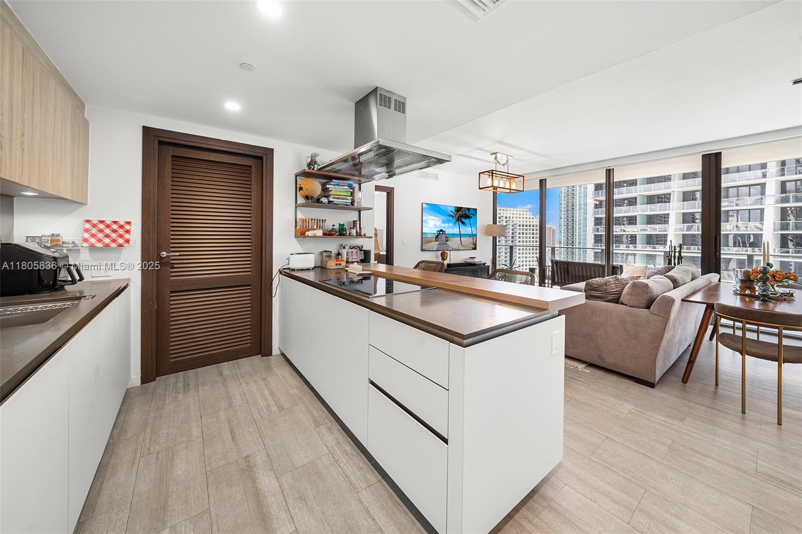BRICKELL FLATIRON CONDO - Residential Lease