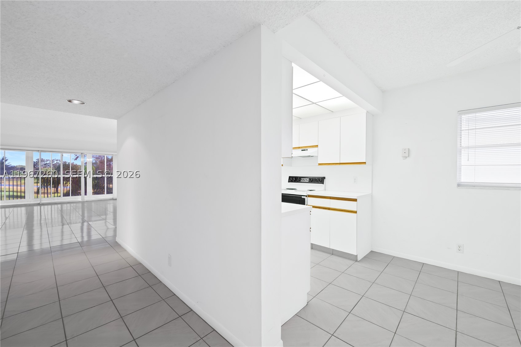 CAMBRIDGE AT CENTURY VILL - Residential