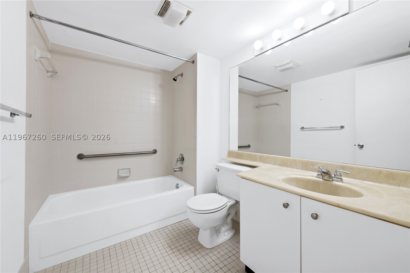 CAMBRIDGE AT CENTURY VILL - Residential