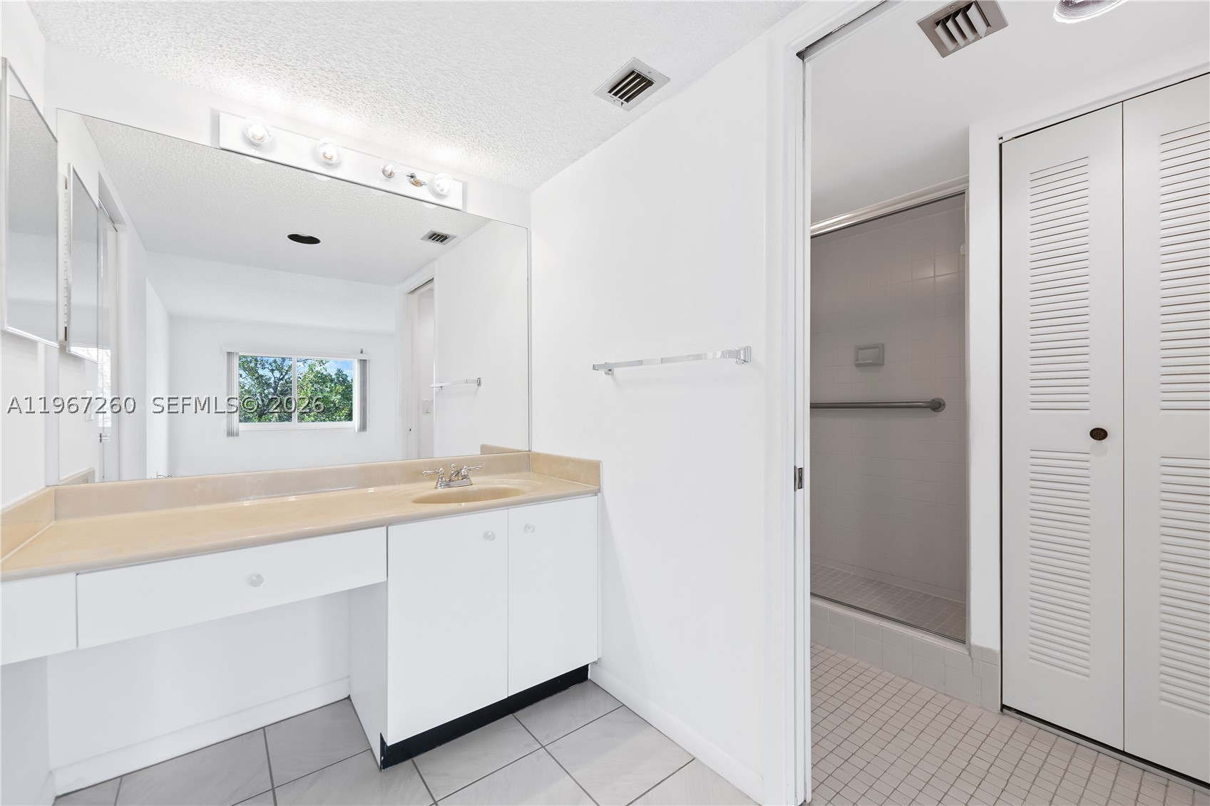 CAMBRIDGE AT CENTURY VILL - Residential