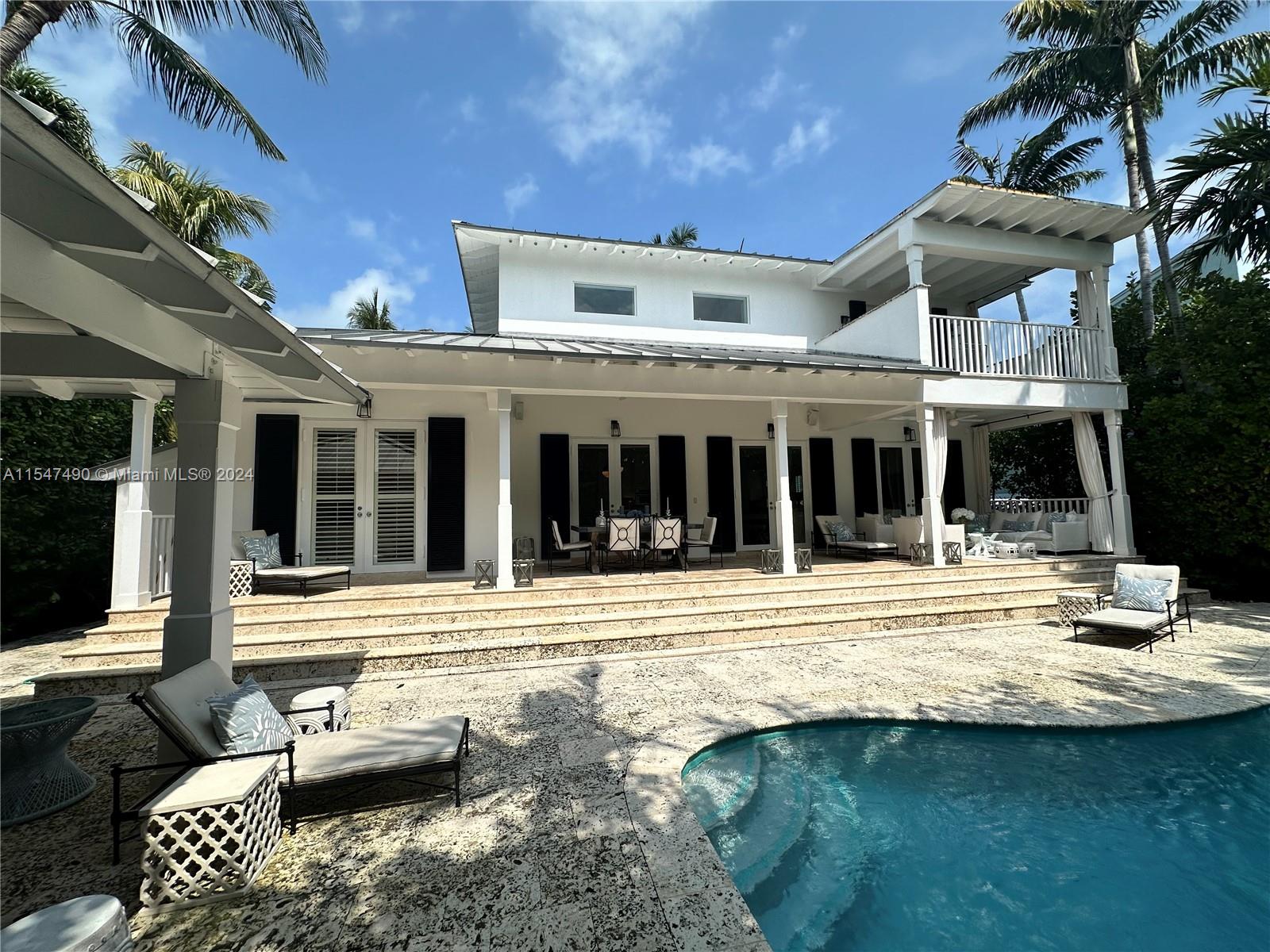 TROPICAL ISLE HOMES SUB 4 - Residential