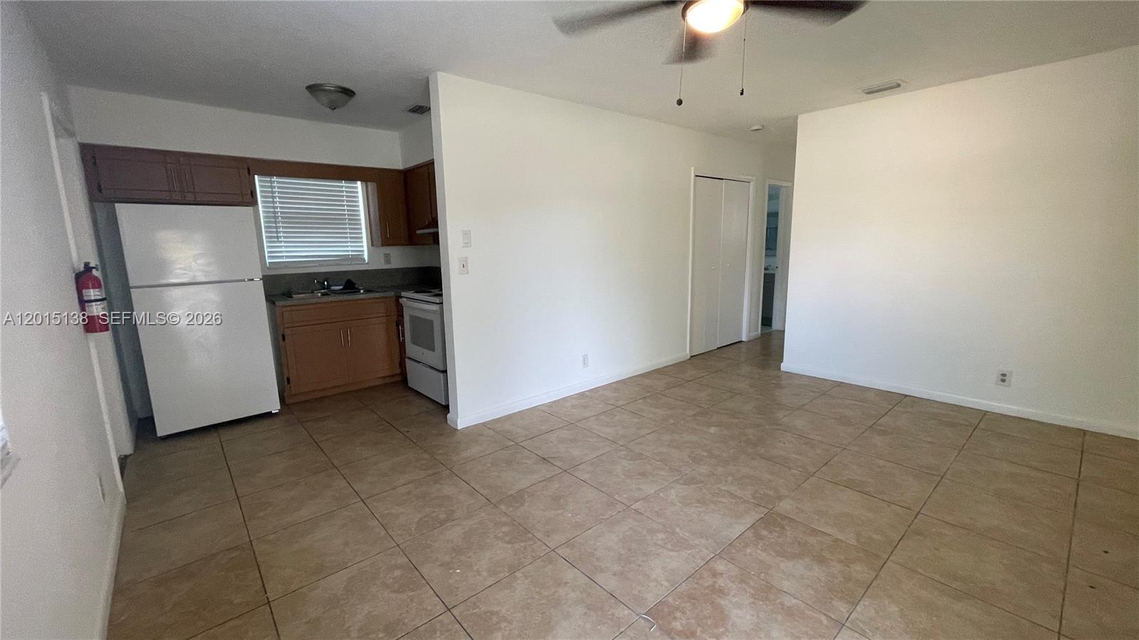 SUNSHINE VILLAS - Residential Income