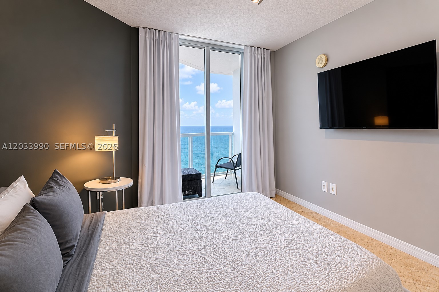 LA PERLA CONDO - Residential