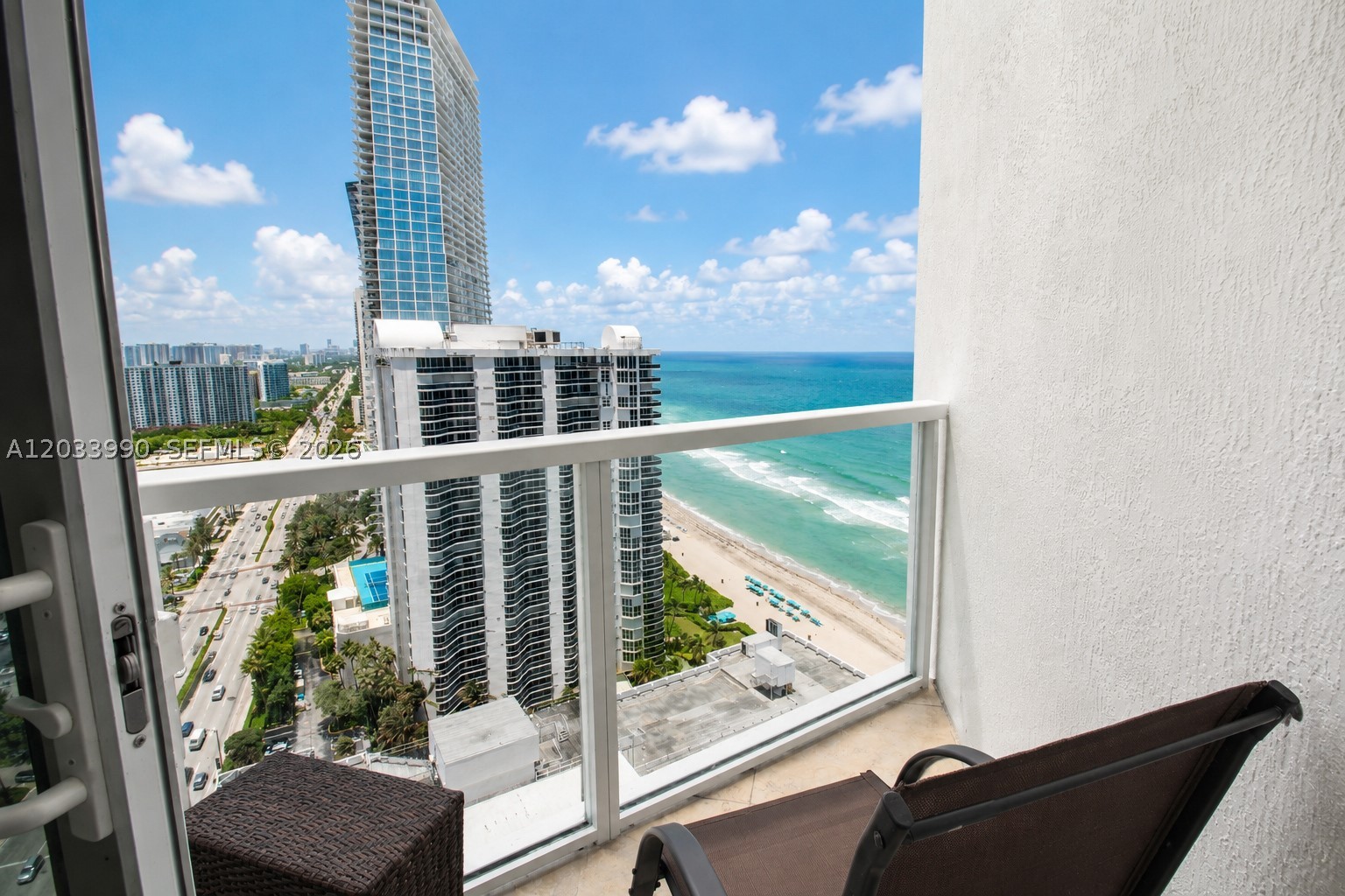 LA PERLA CONDO - Residential