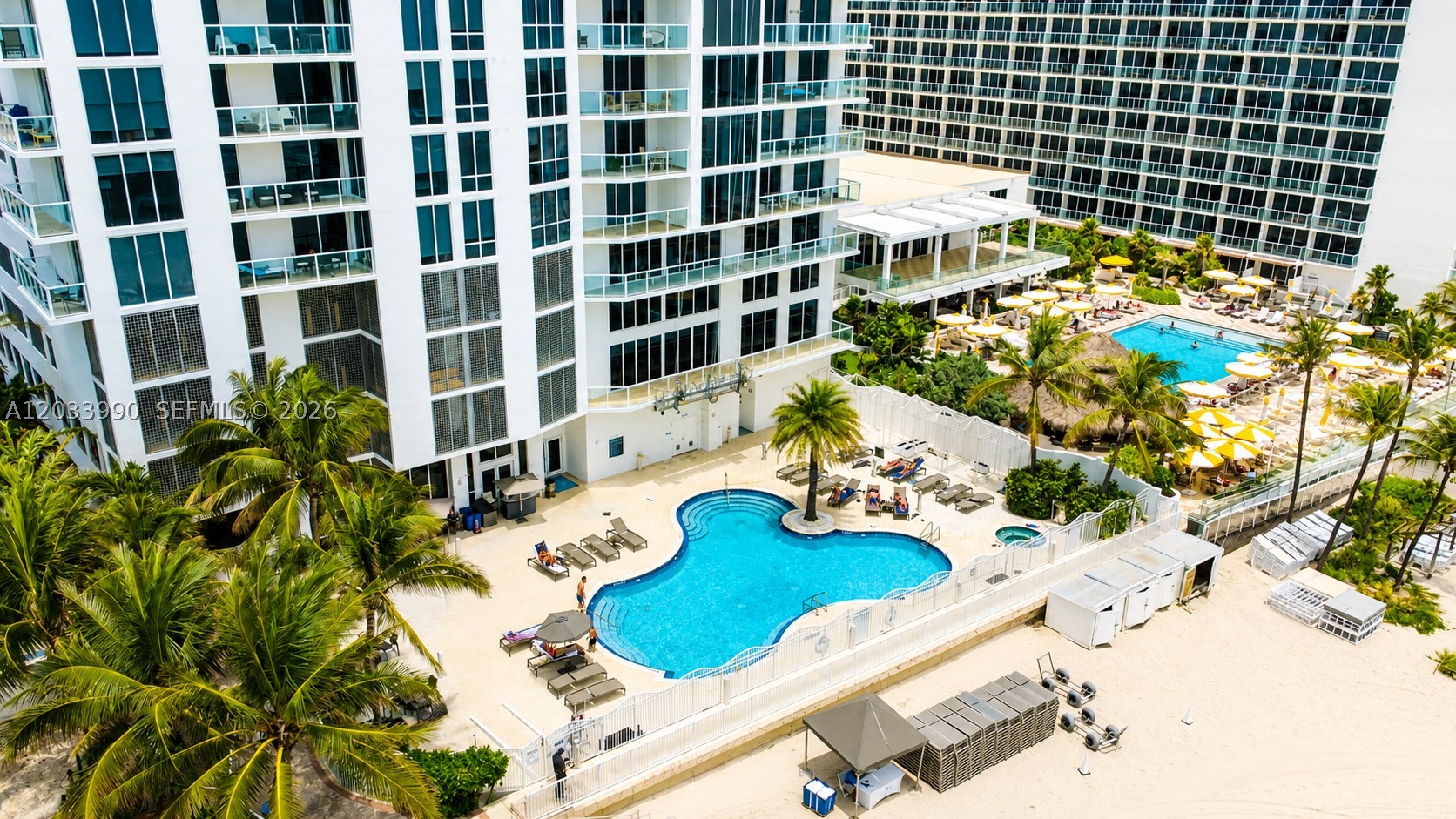 LA PERLA CONDO - Residential