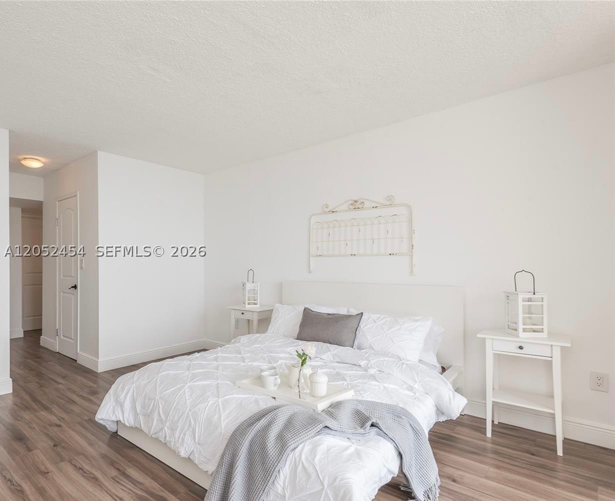 BUCKLEY TOWERS CONDO - EA - Residential