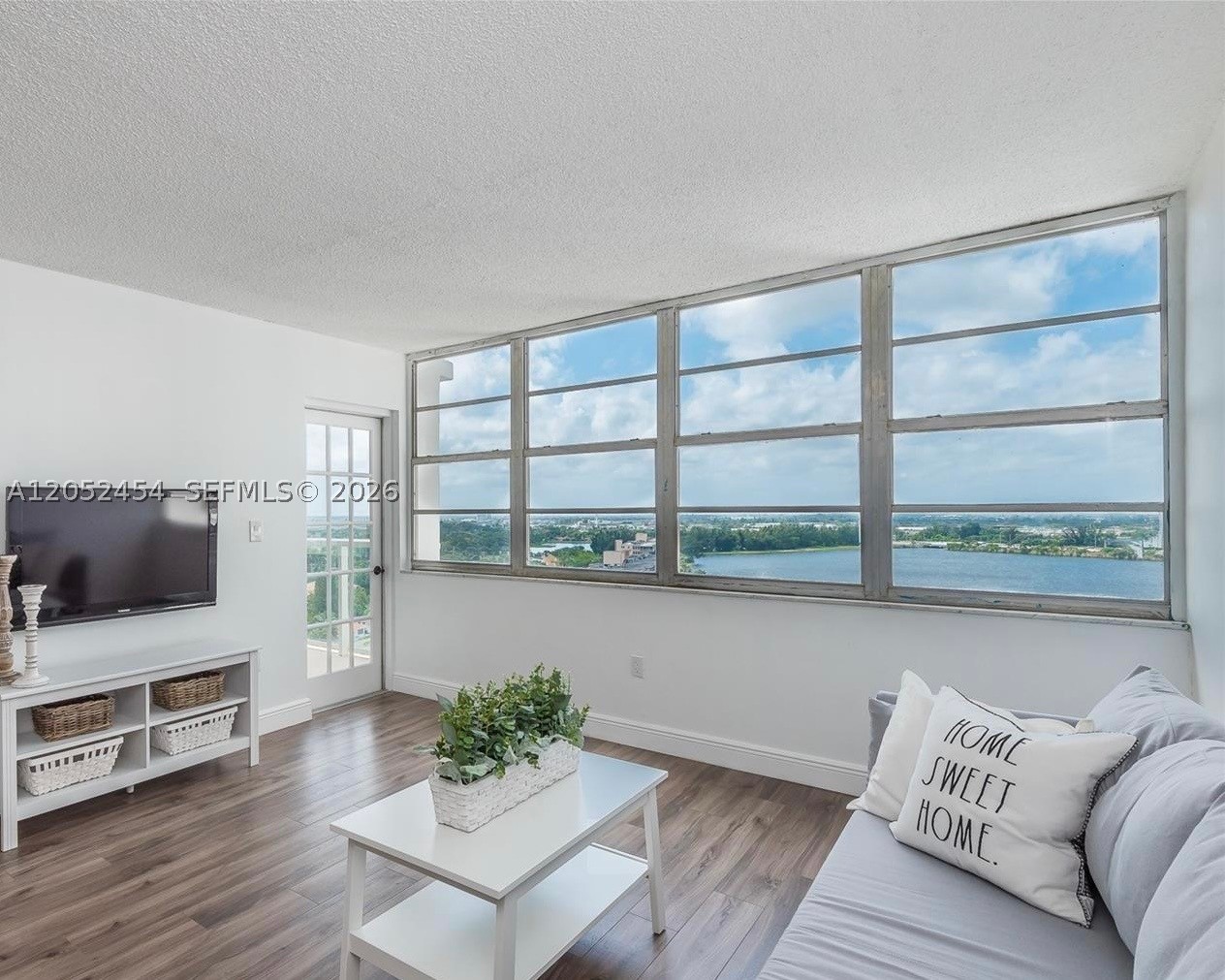 BUCKLEY TOWERS CONDO - EA - Residential