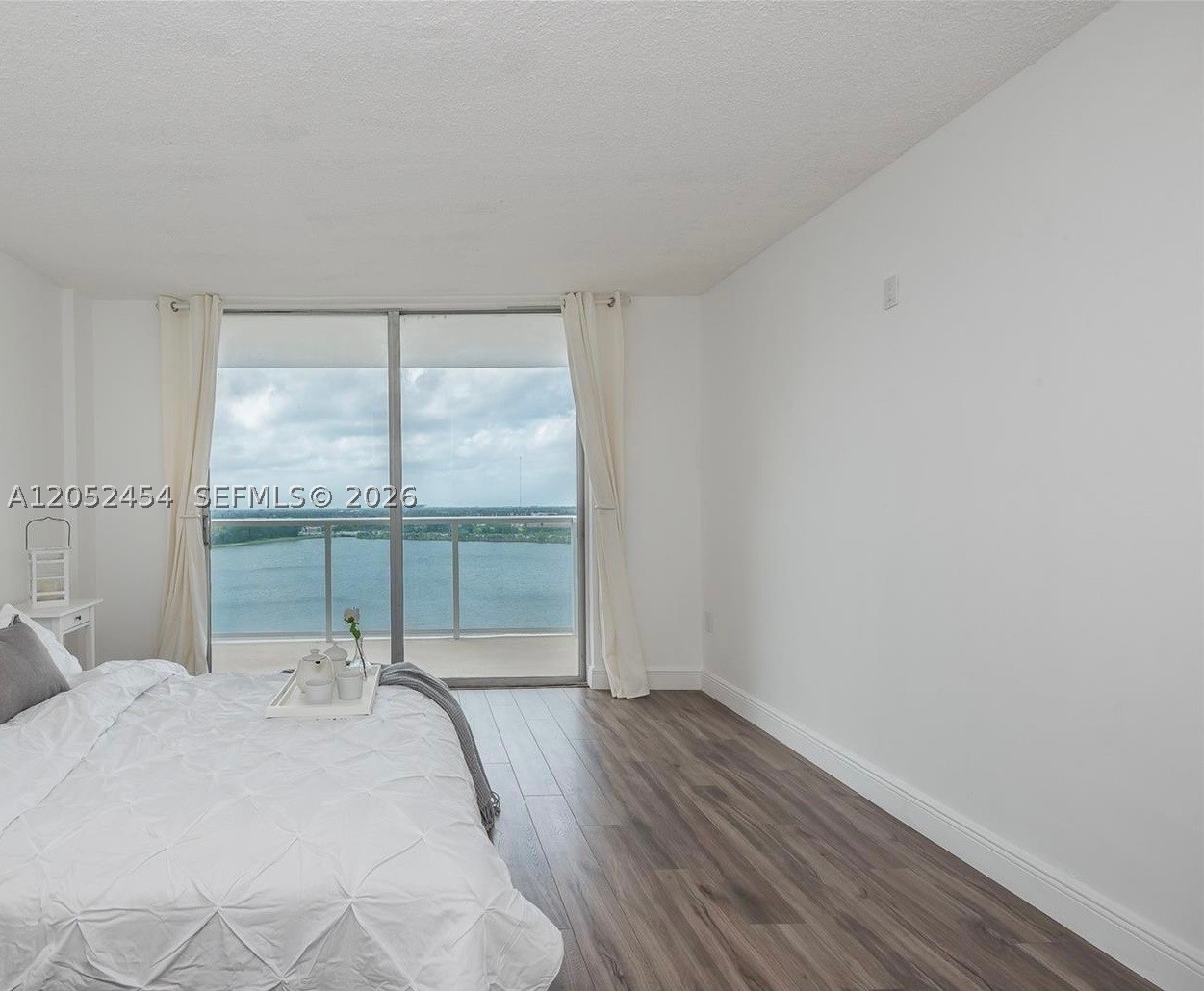 BUCKLEY TOWERS CONDO - EA - Residential