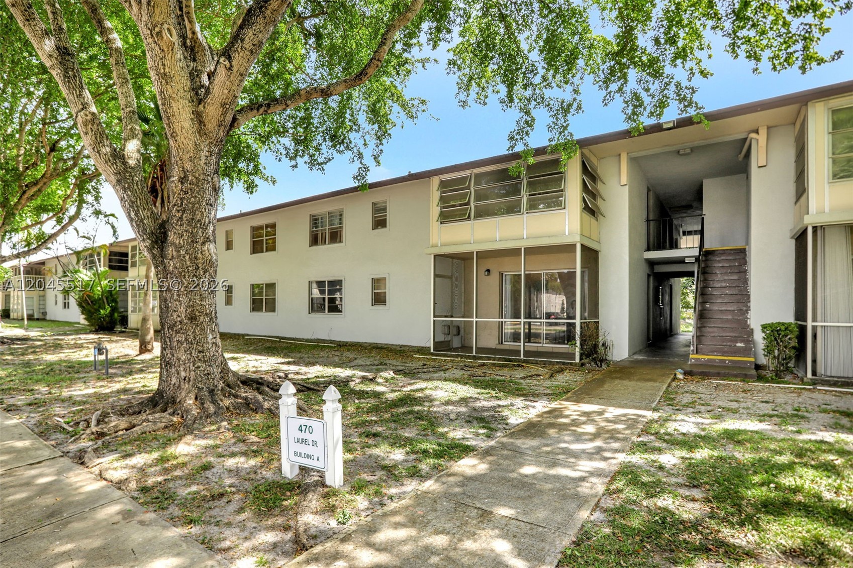 LAURELS AT MARGATE CONDO - Residential