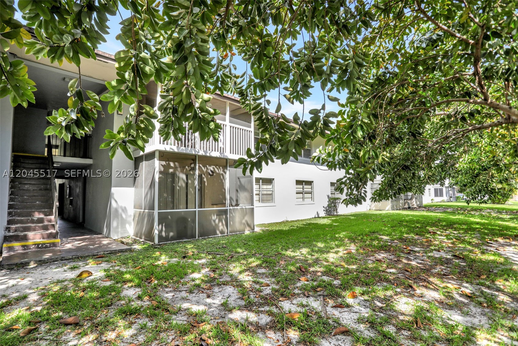 LAURELS AT MARGATE CONDO - Residential