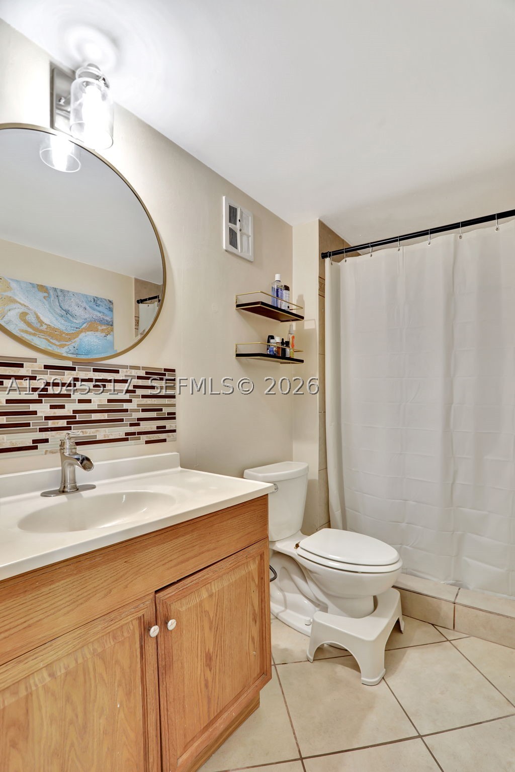 LAURELS AT MARGATE CONDO - Residential