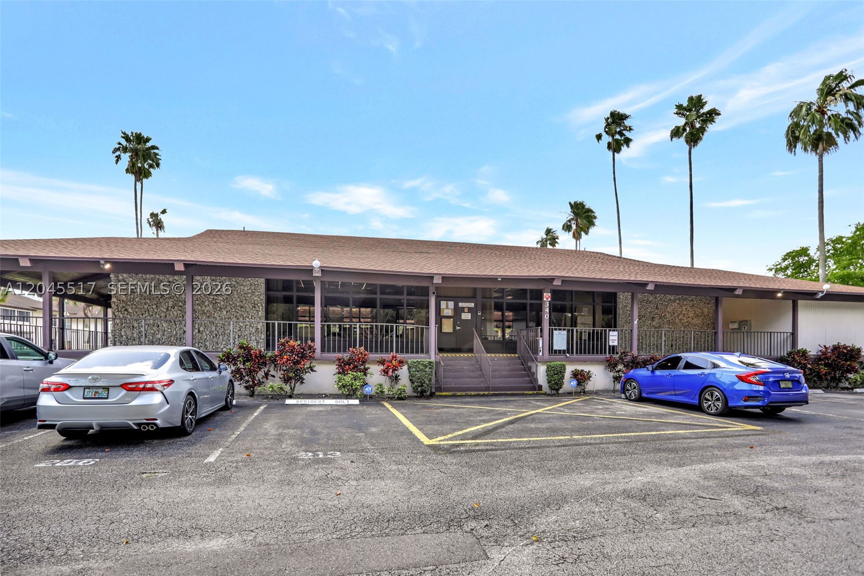LAURELS AT MARGATE CONDO - Residential