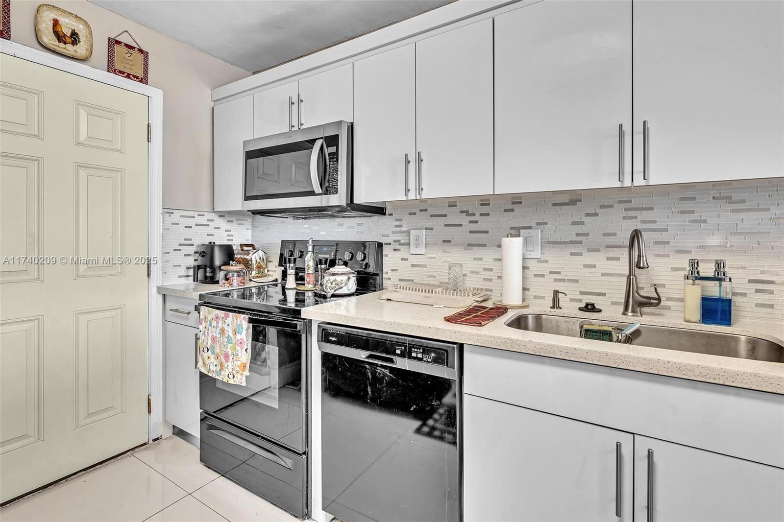 RIVIERA CONDOMINIUM APTS - Residential
