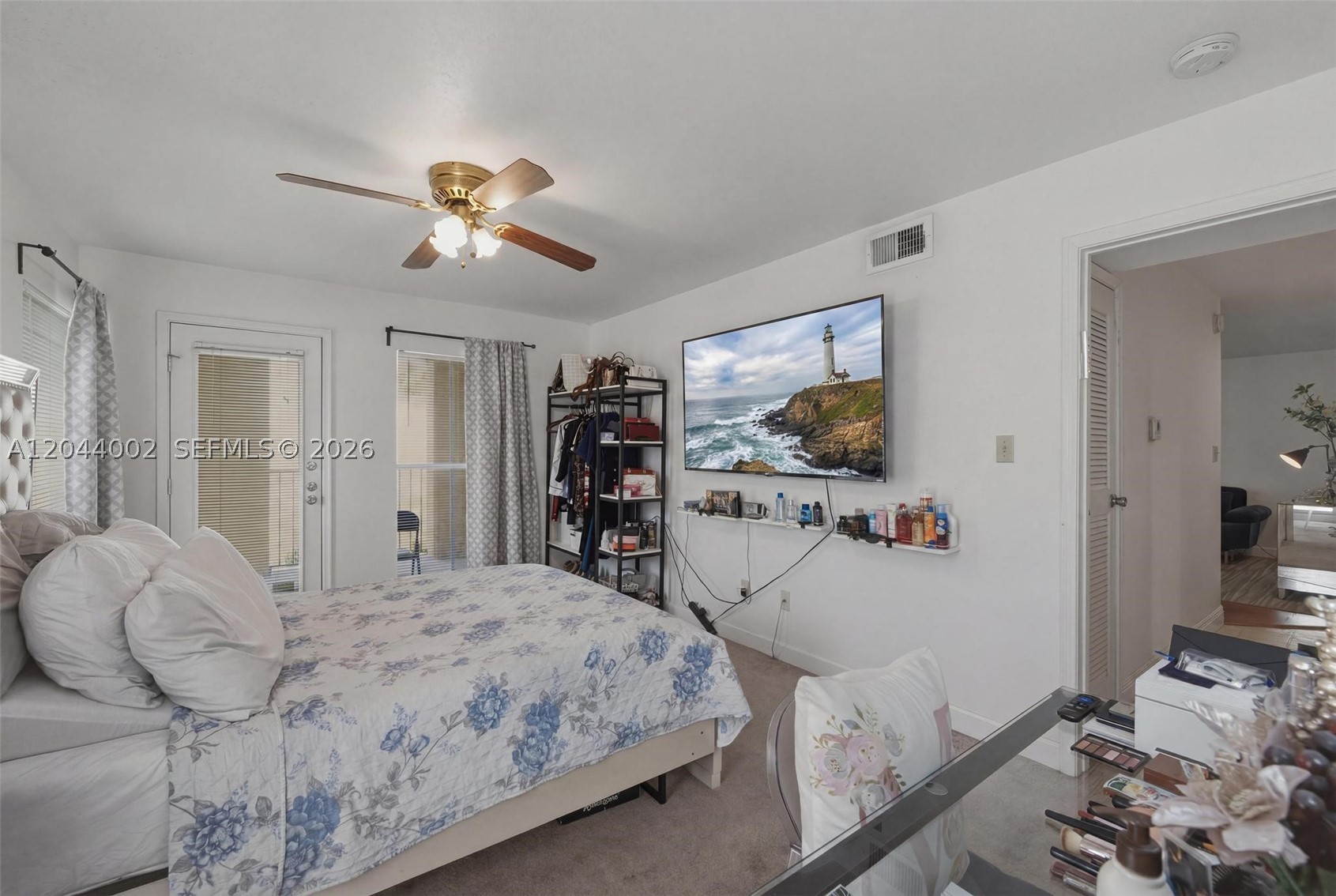 SAVANNAH AT RIVERSIDE CON - Residential