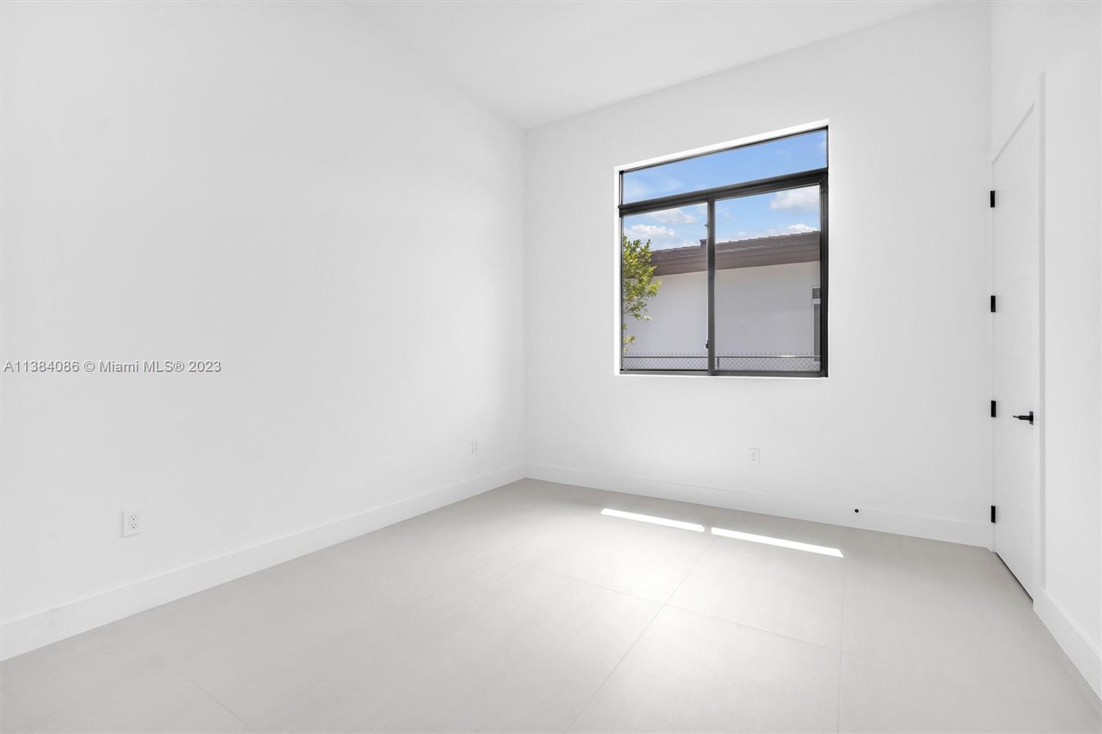 Killian Oaks - Residential