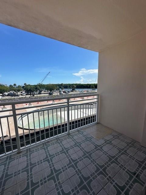 COASTAL TOWERS CONDO - Residential Lease