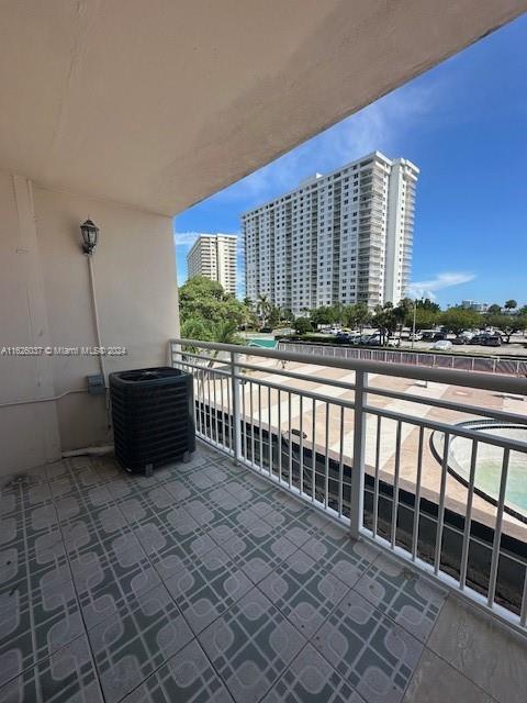 COASTAL TOWERS CONDO - Residential Lease
