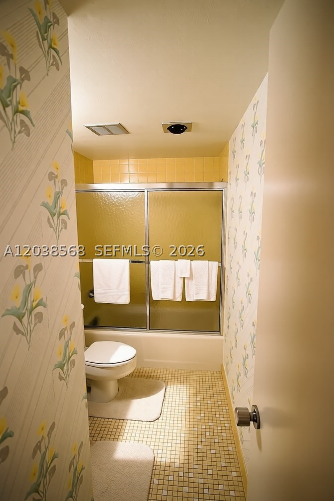 ALIKI CONDO - Residential Lease