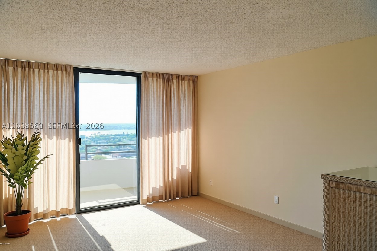 ALIKI CONDO - Residential Lease