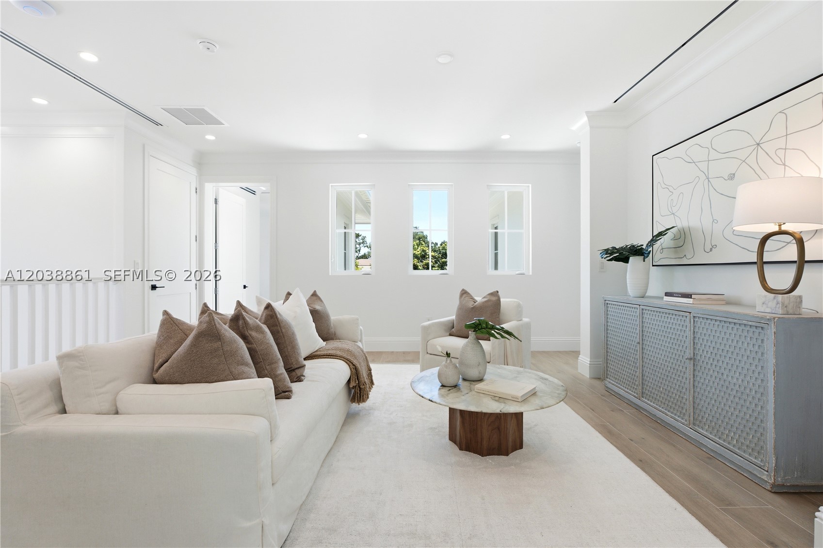 MANGO TERRACE - Residential