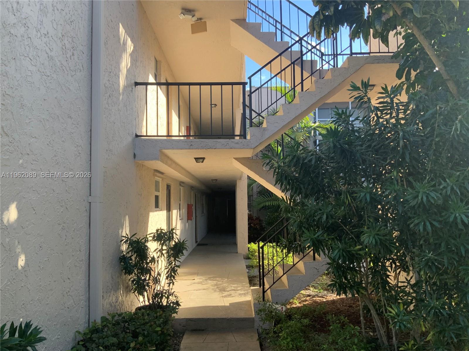 PLANTATION PINES PHASE 1 - Residential