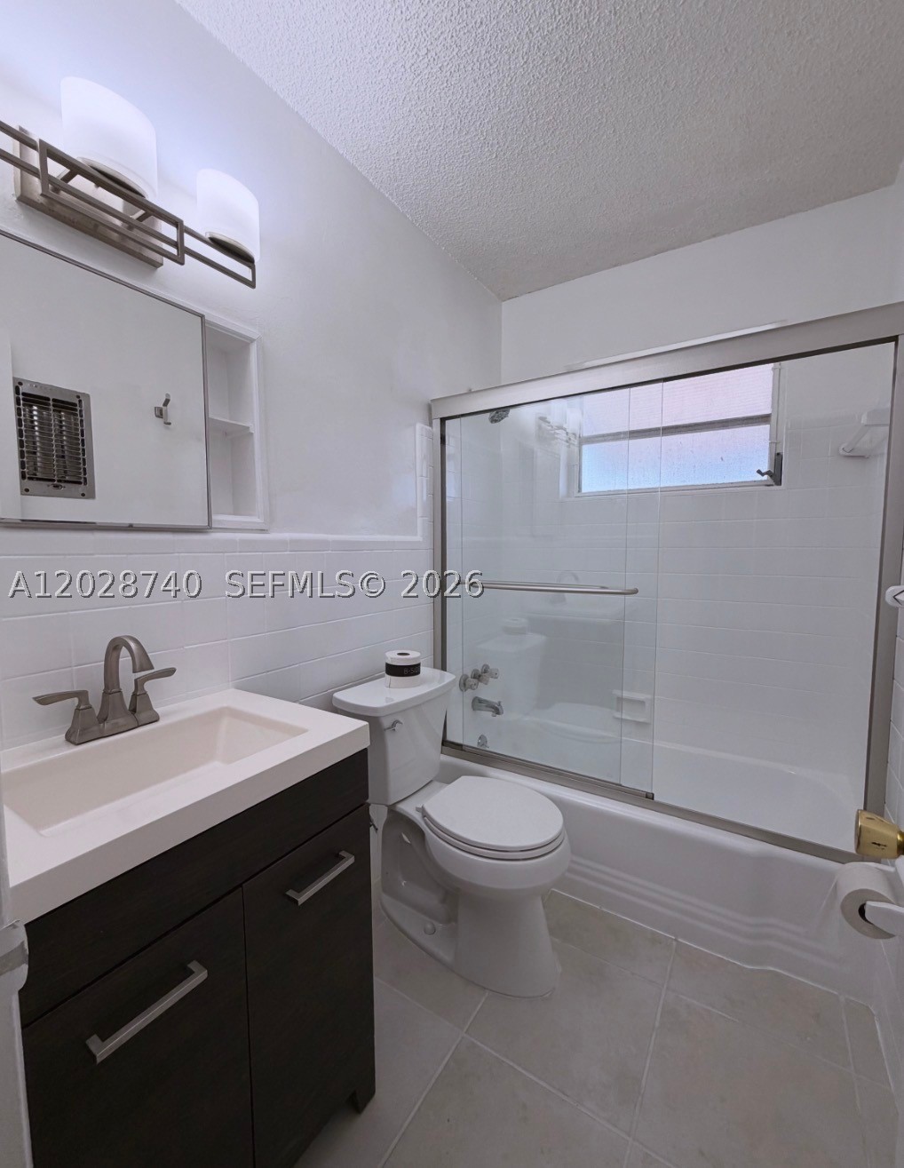 SUNSET LAKE PARK - Residential Lease