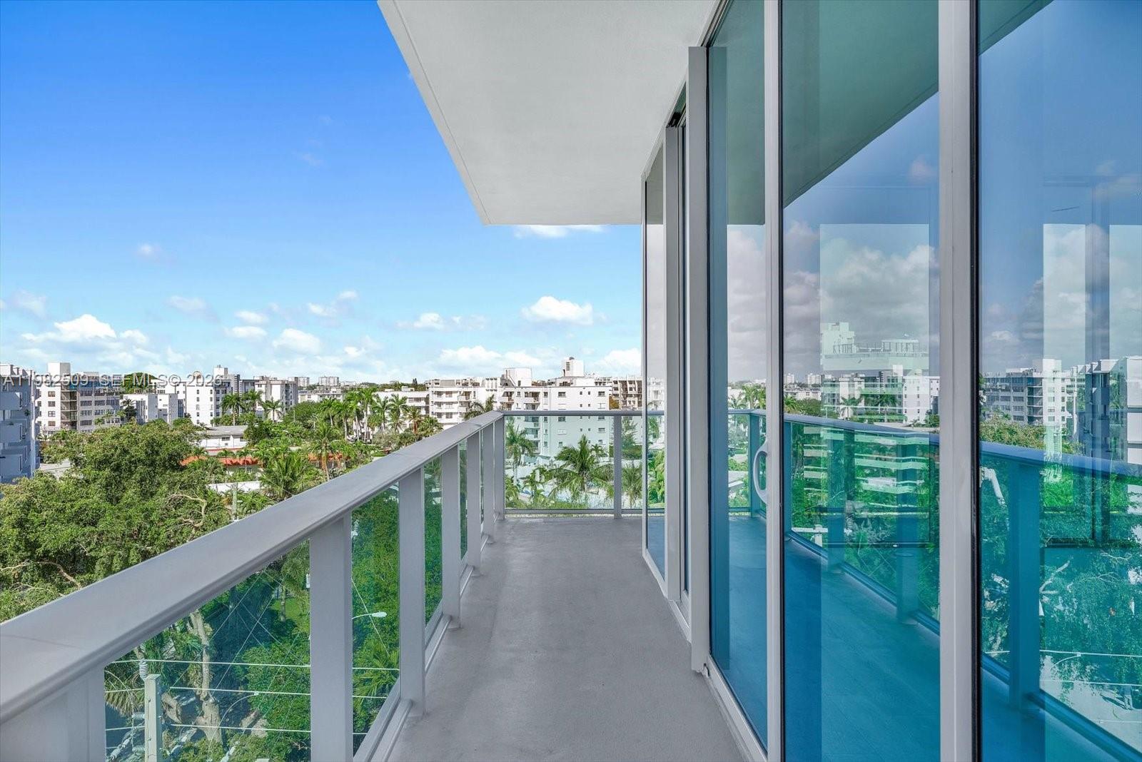 BAY HARBOR ISLAND - Residential