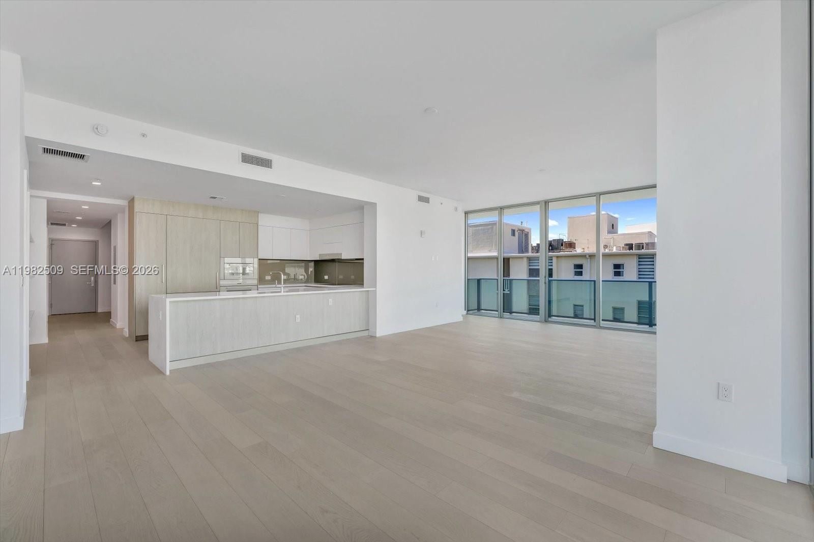 BAY HARBOR ISLAND - Residential