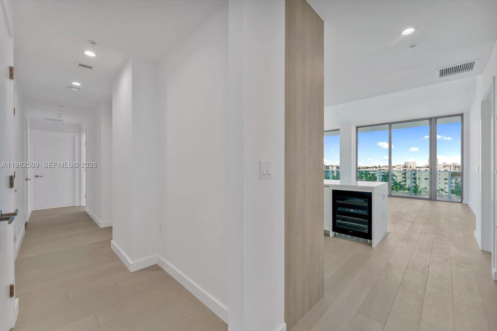 BAY HARBOR ISLAND - Residential