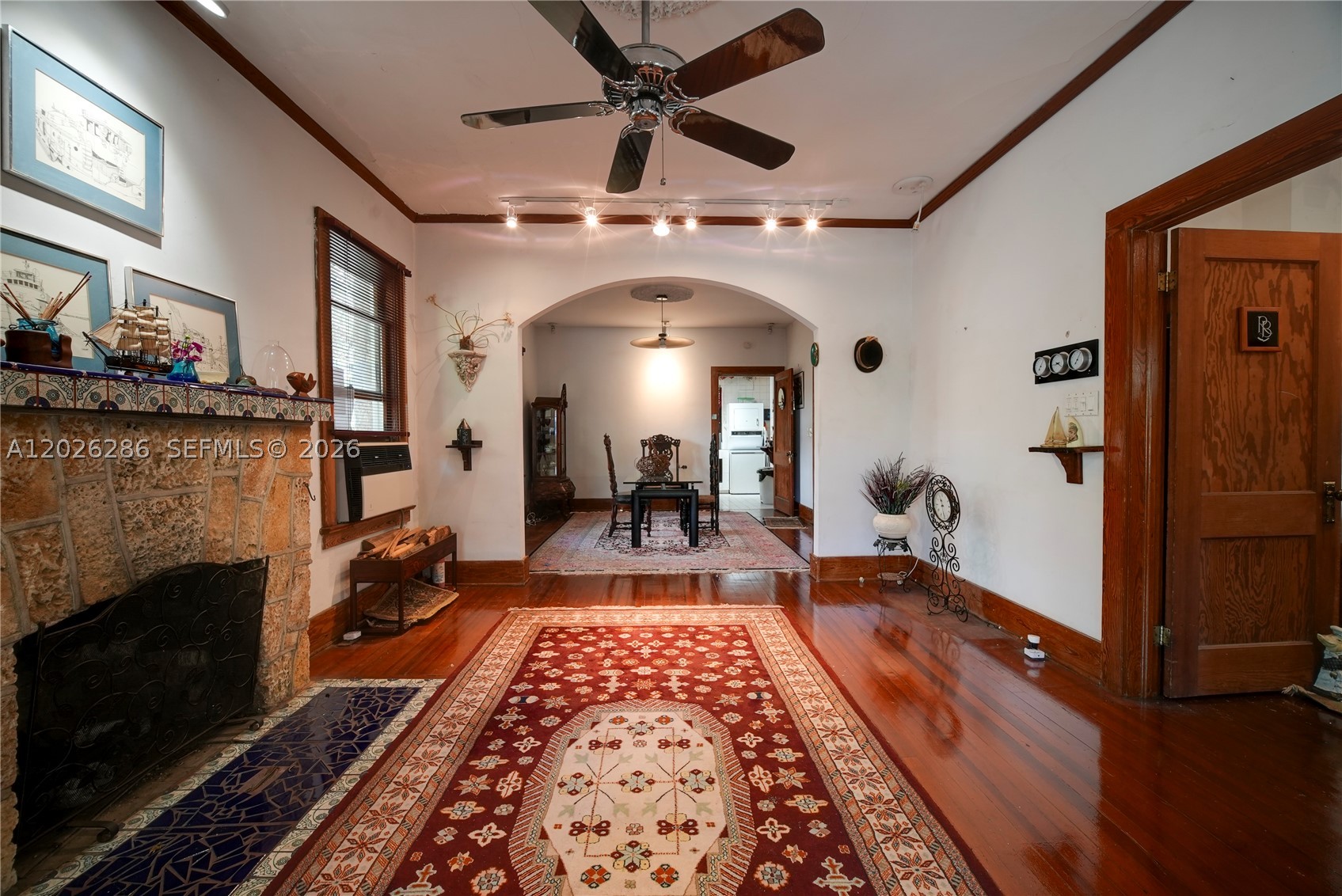 PENT HOMESTEAD - Residential