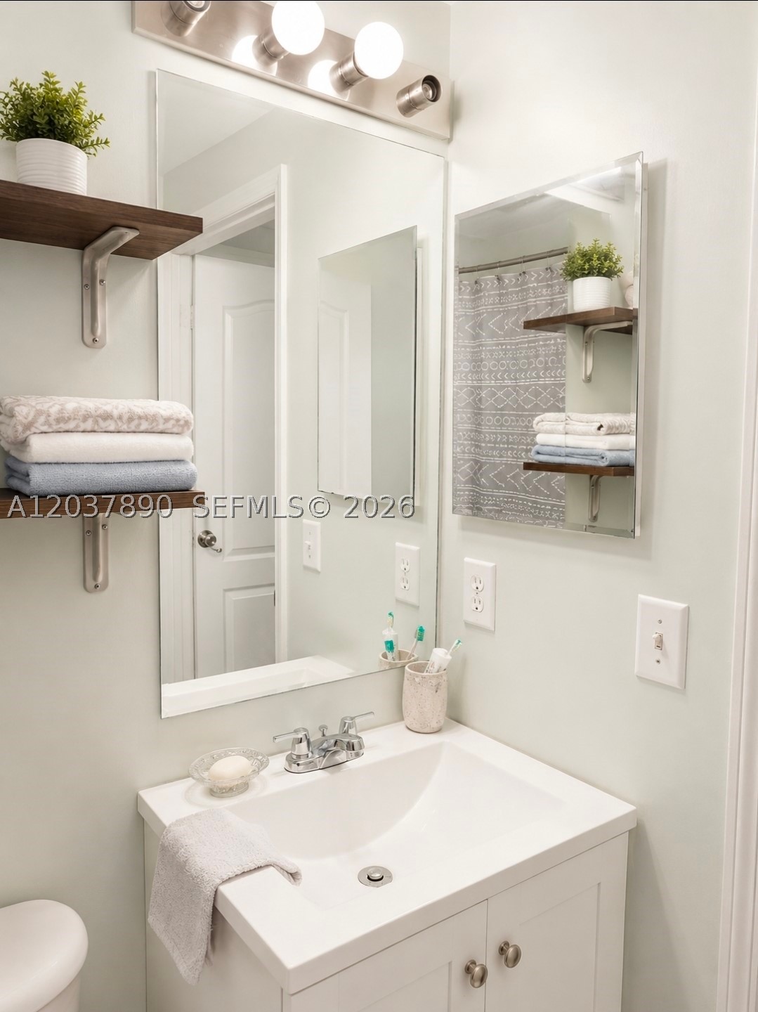 BONITA VILLAS CONDO - Residential