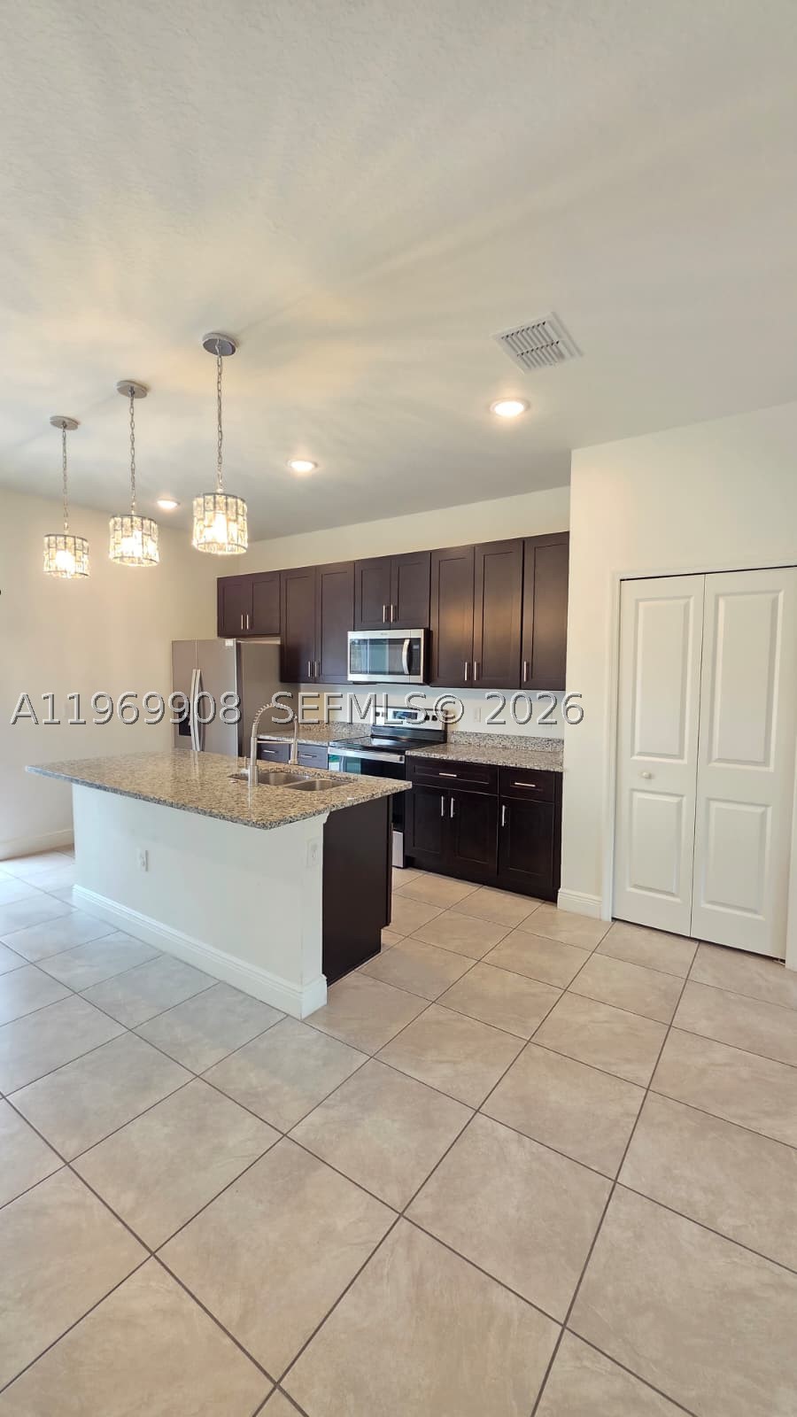 MARION OAKS UN NINE - Residential
