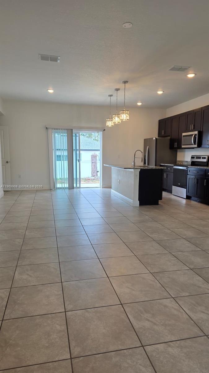 MARION OAKS UN NINE - Residential