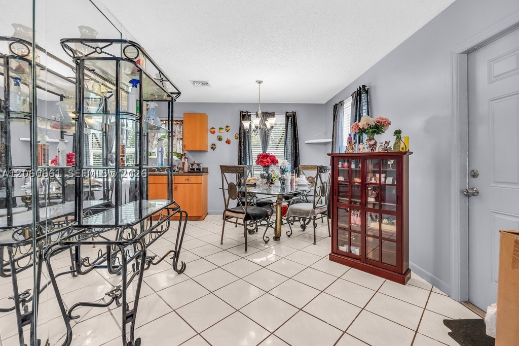 HABITAT VILLAS - Residential