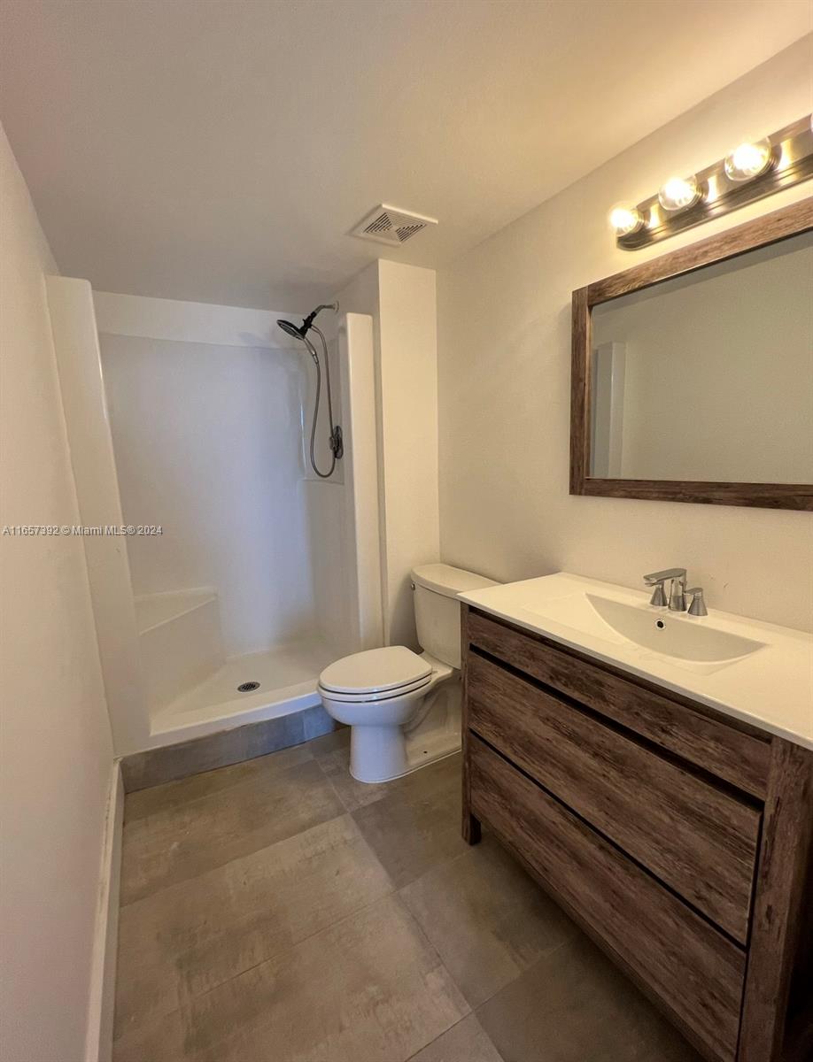SAILBOAT CAY CONDO - Residential